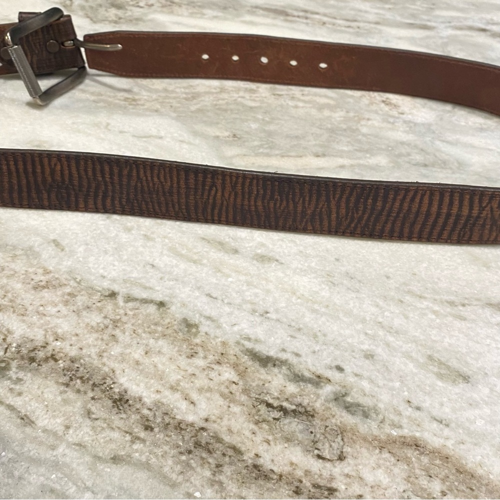 Justin Bomber Brown Top Grain Leather Belt 44 EUC - Picture 8 of 12